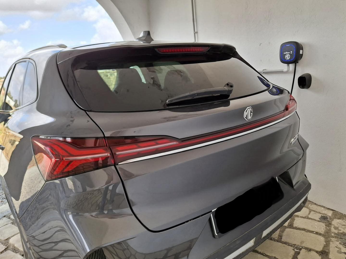 Installation borne de recharge maison individuelle – Haute-Savoie 74