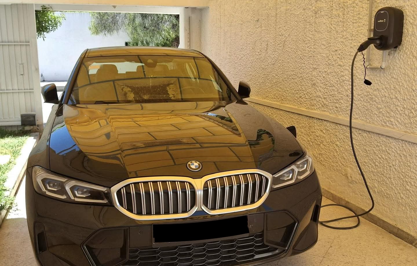 Installation borne de recharge Wallbox maison individuelle Pulsar Plus – BMW – Haute-Savoie 74